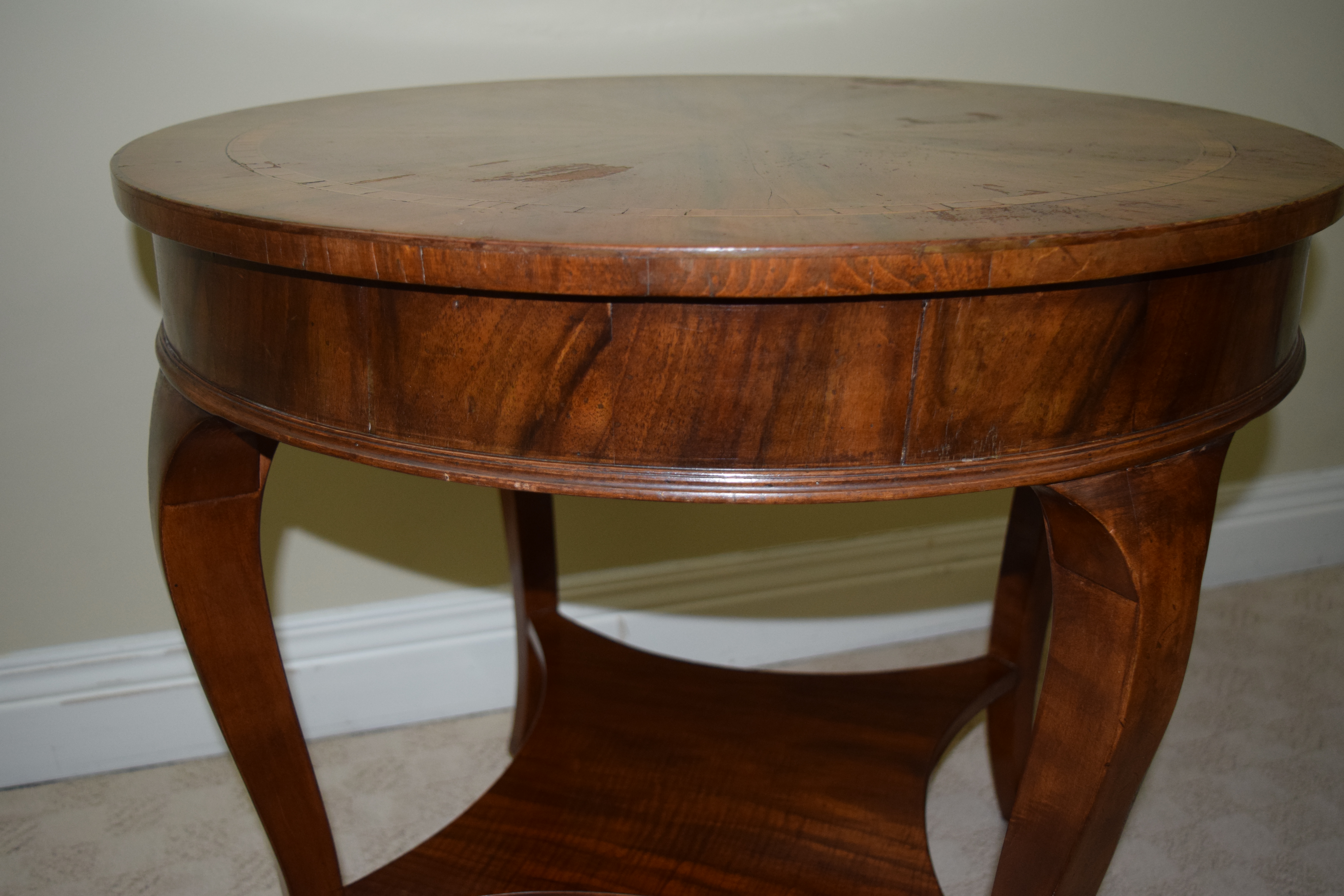 Mahogany Accent Table with Inlaid Veneers