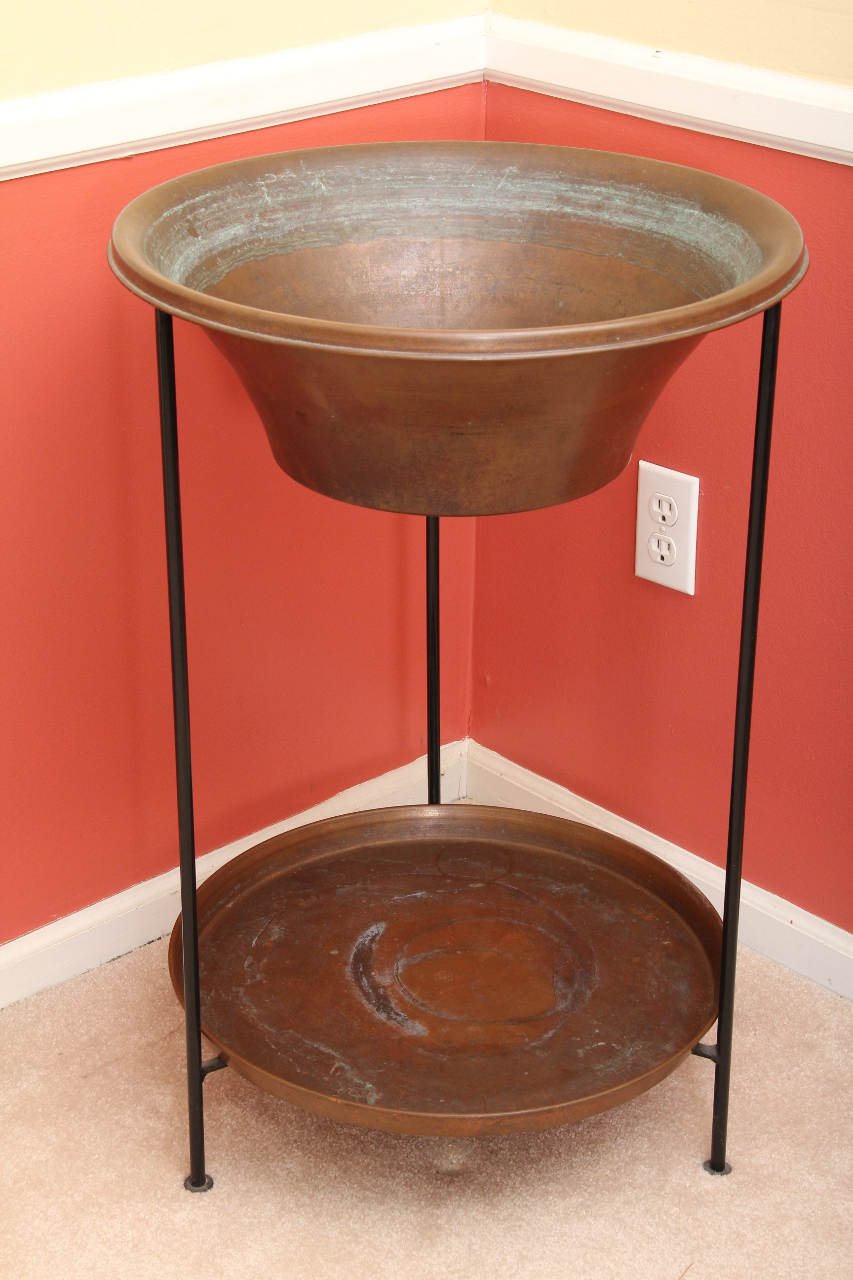 Smith & Hawken Two-Tier Copper Beverage Station