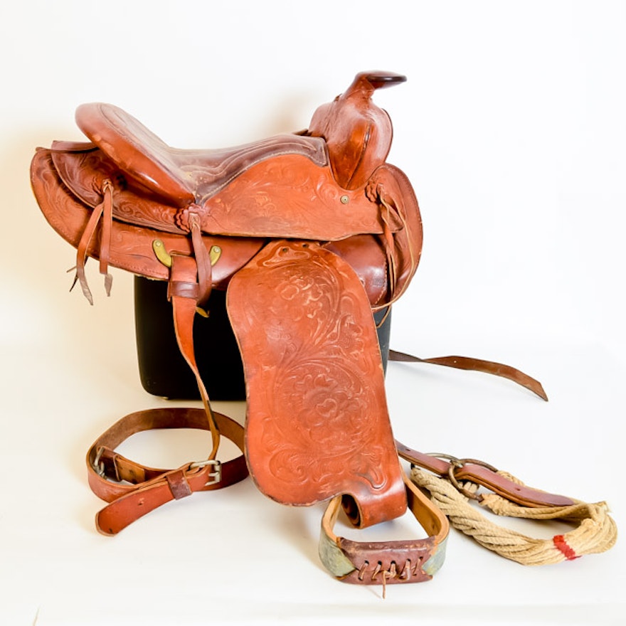 Tooled Leather Western Saddle