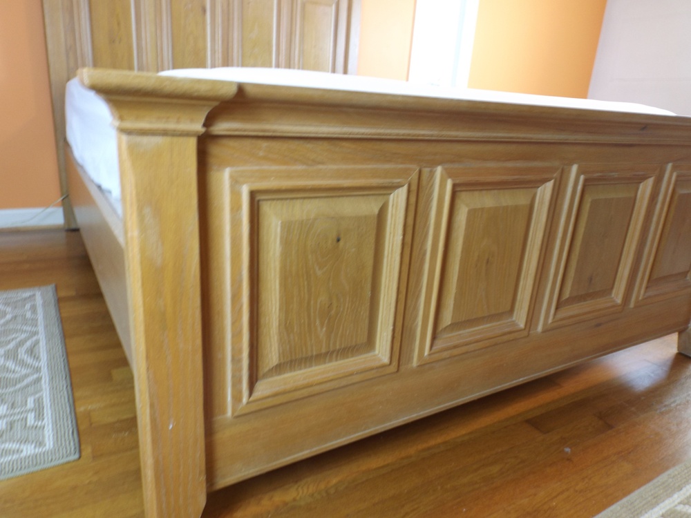 Thomasville American Revival Oak Bed Set, Queen Size