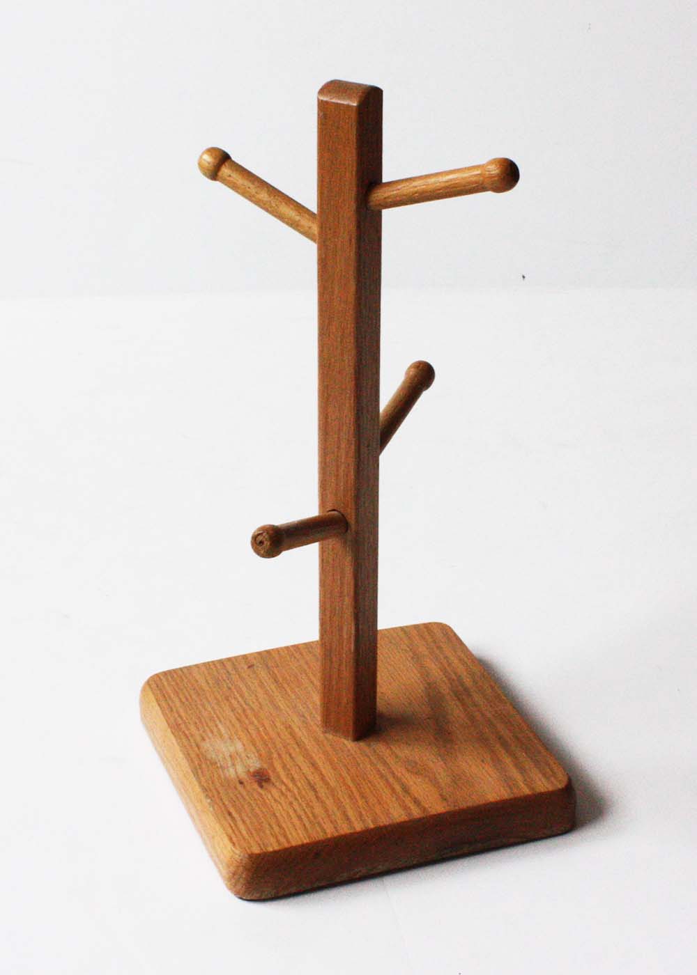 Assortment of Kitchen Items