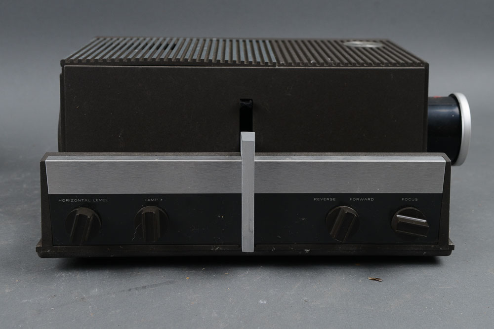 Vintage Sawyer's 550R Slide Projector