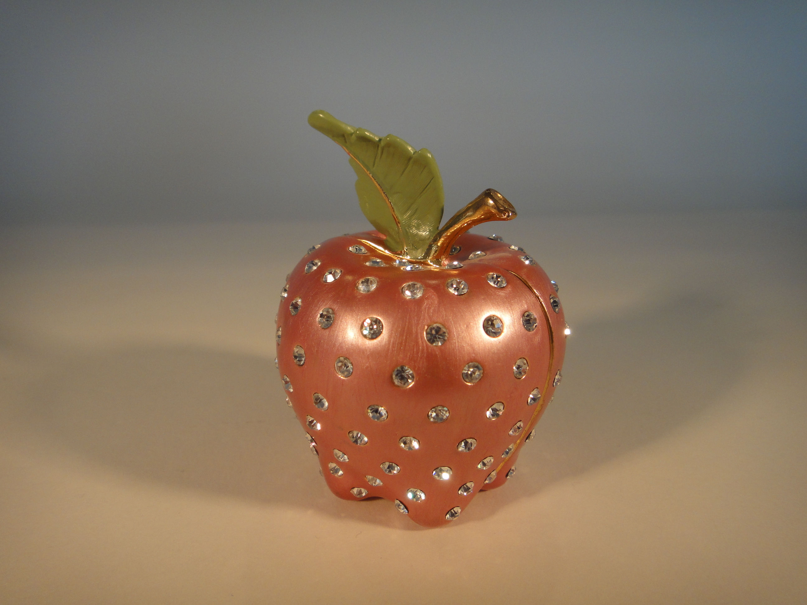 Dazzlers Keepsake Jeweled Apple Trinket Box