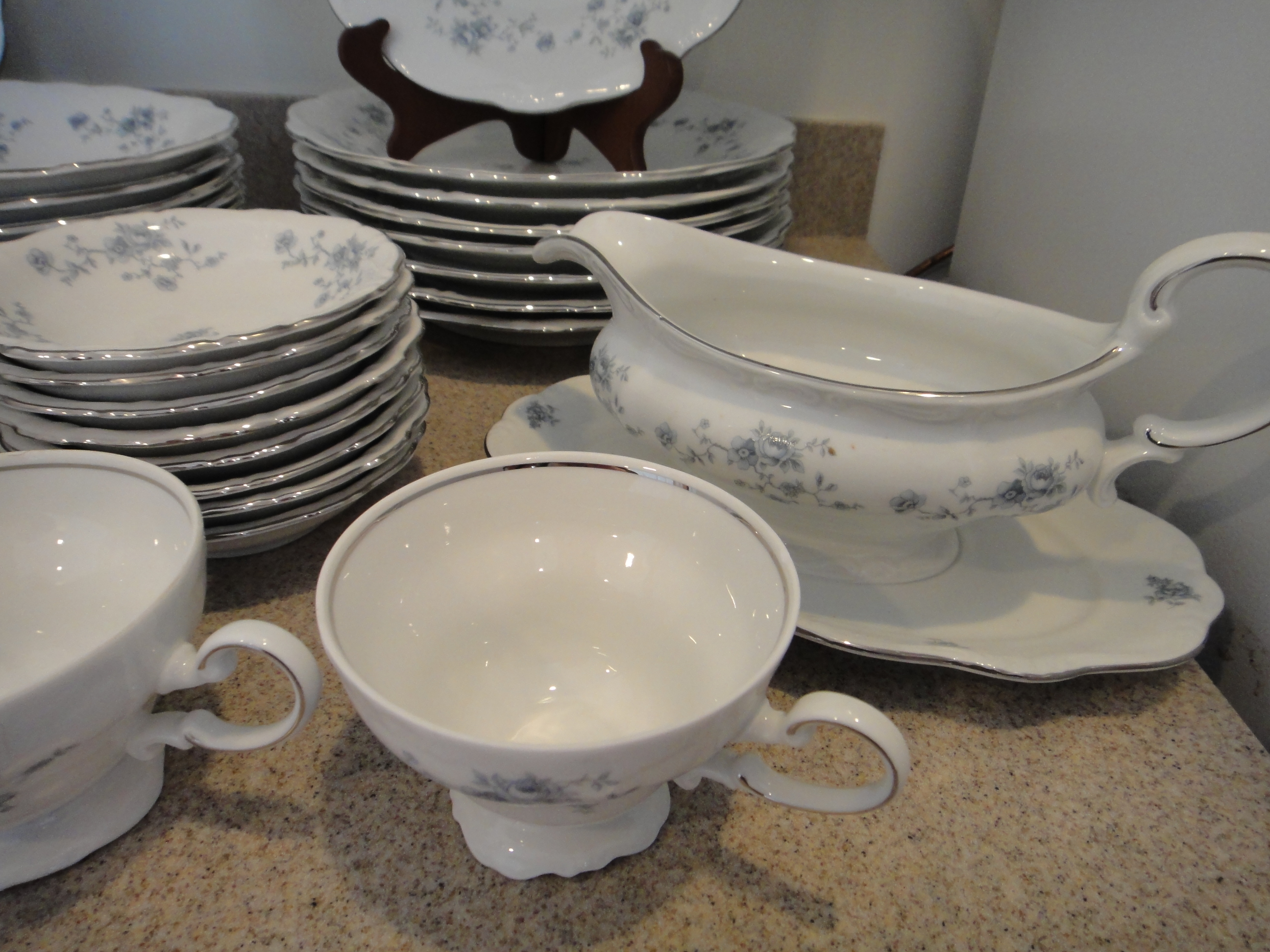 Johann Haviland Bavaria China "Blue Garland"