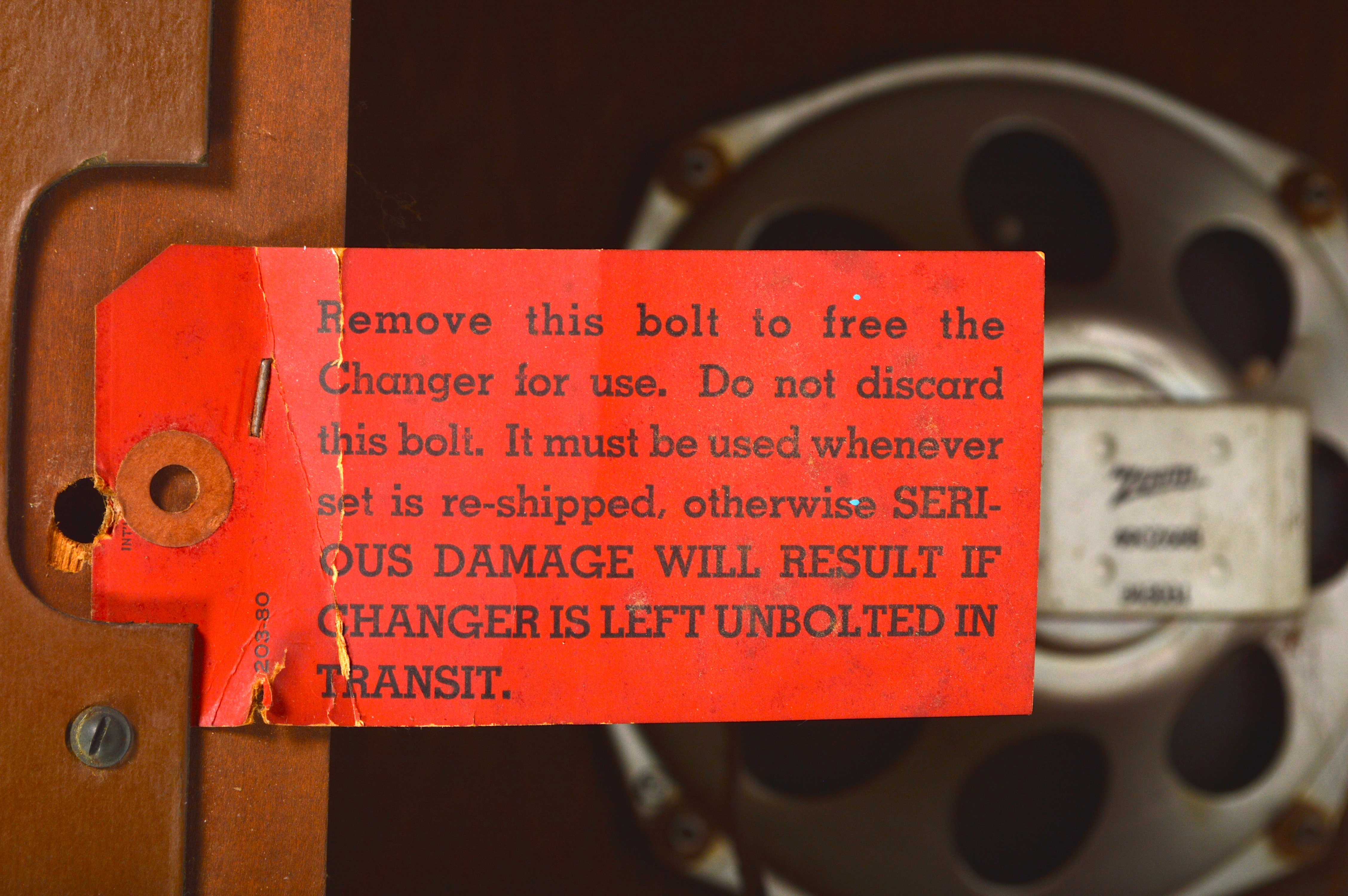 1950s Zenith Cobramatic Turntable And Radio Cabinet