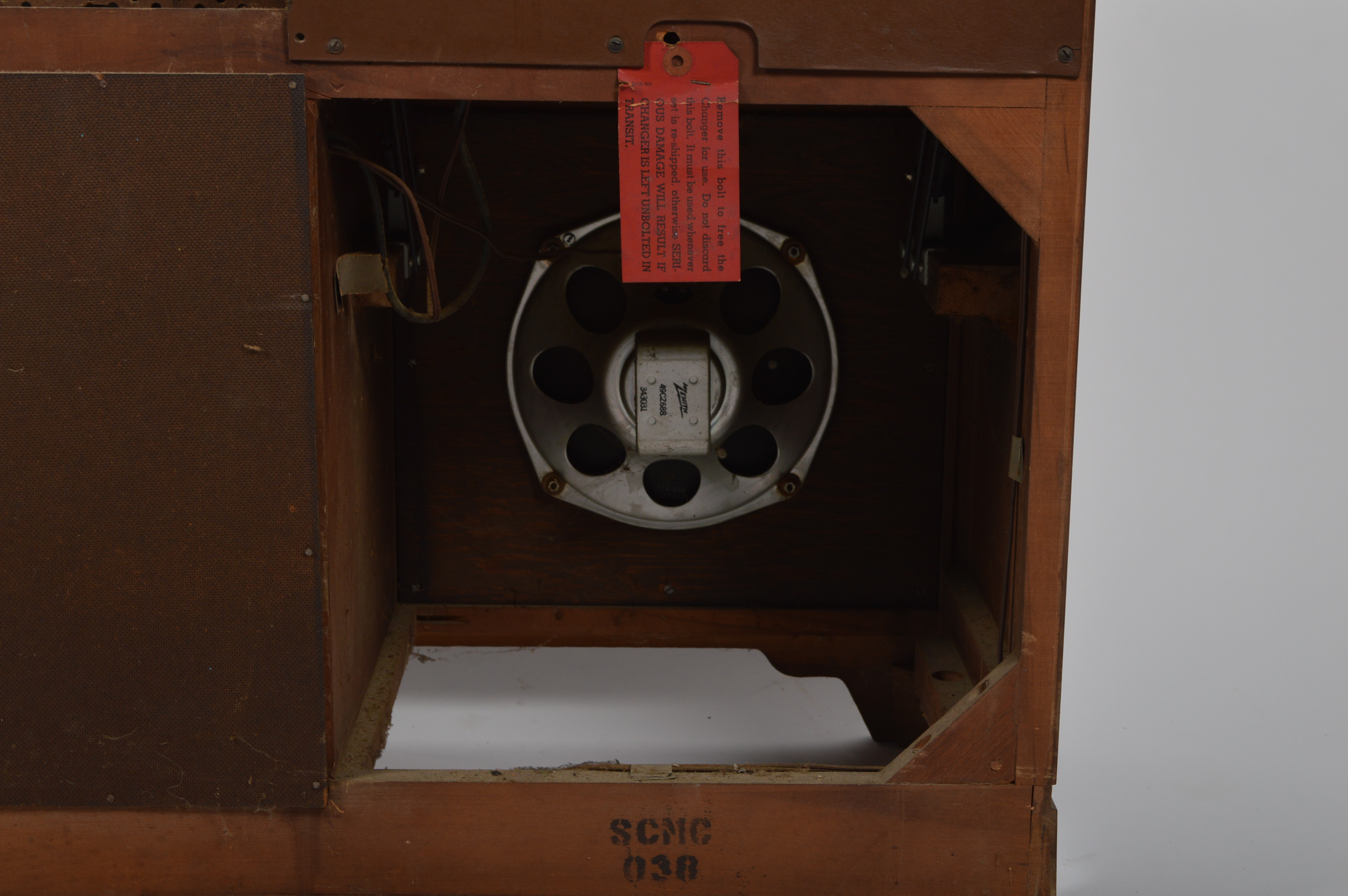 1950s Zenith Cobramatic Turntable And Radio Cabinet