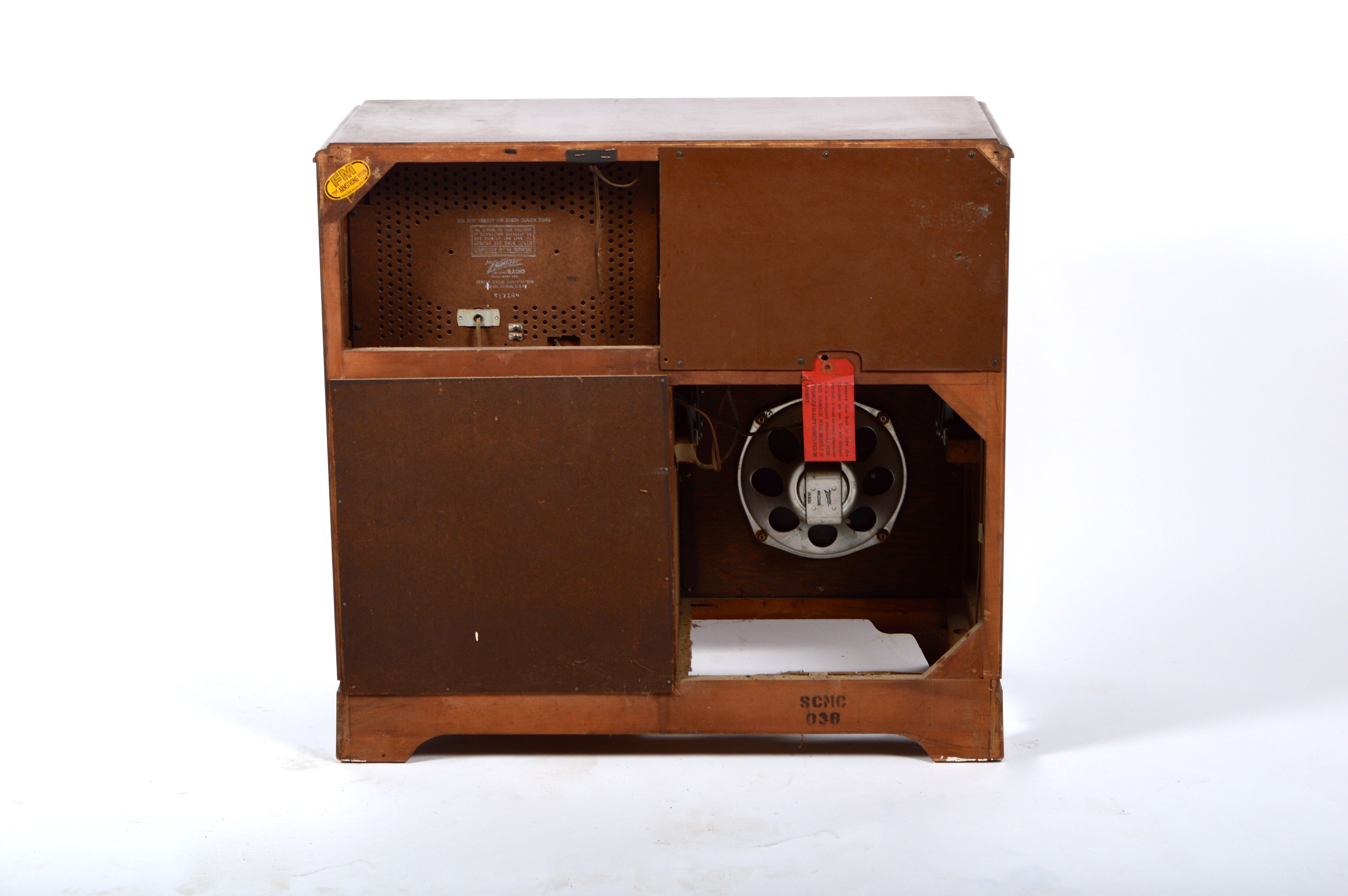 1950s Zenith Cobramatic Turntable And Radio Cabinet