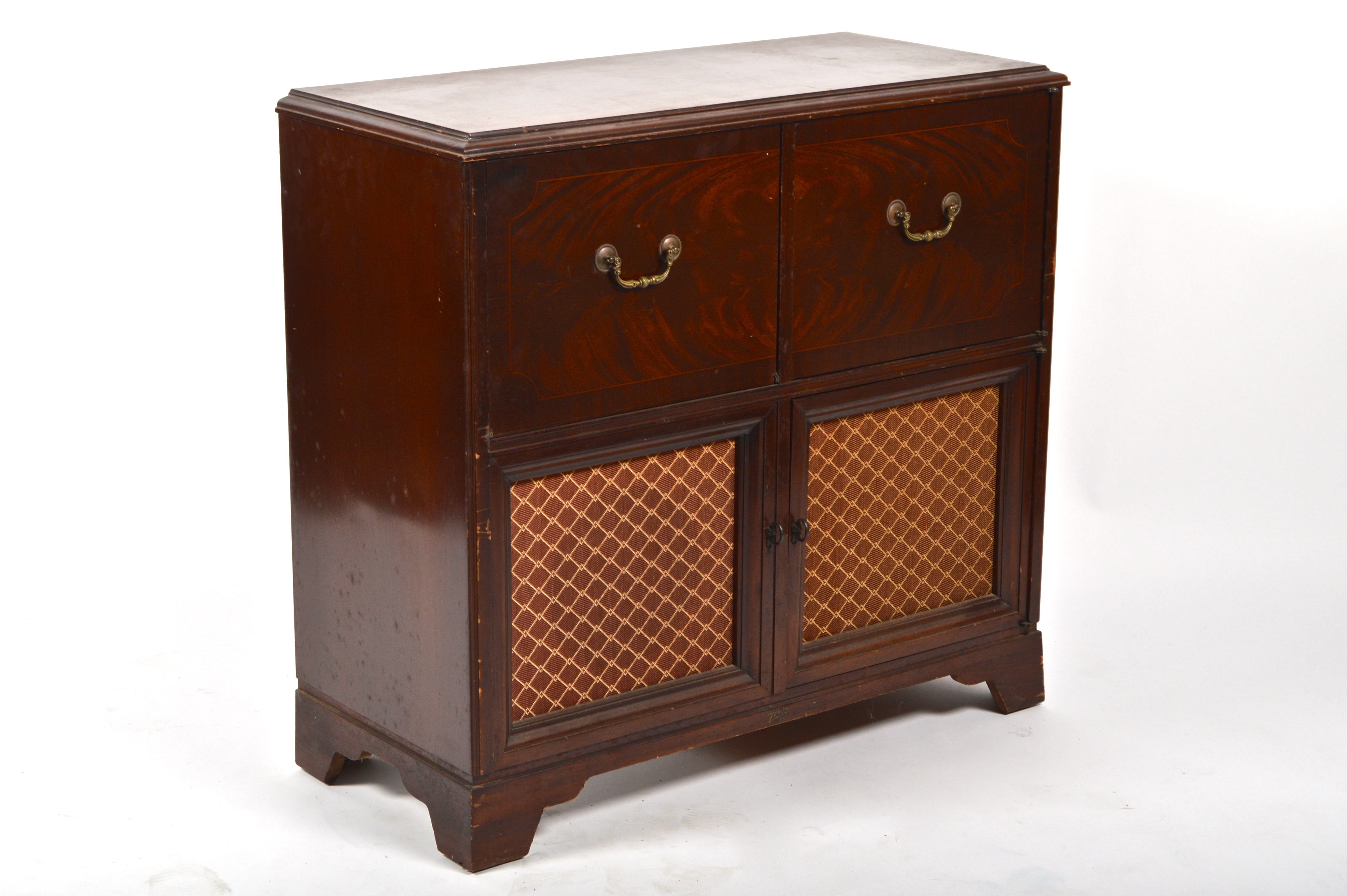 1950s Zenith Cobramatic Turntable And Radio Cabinet