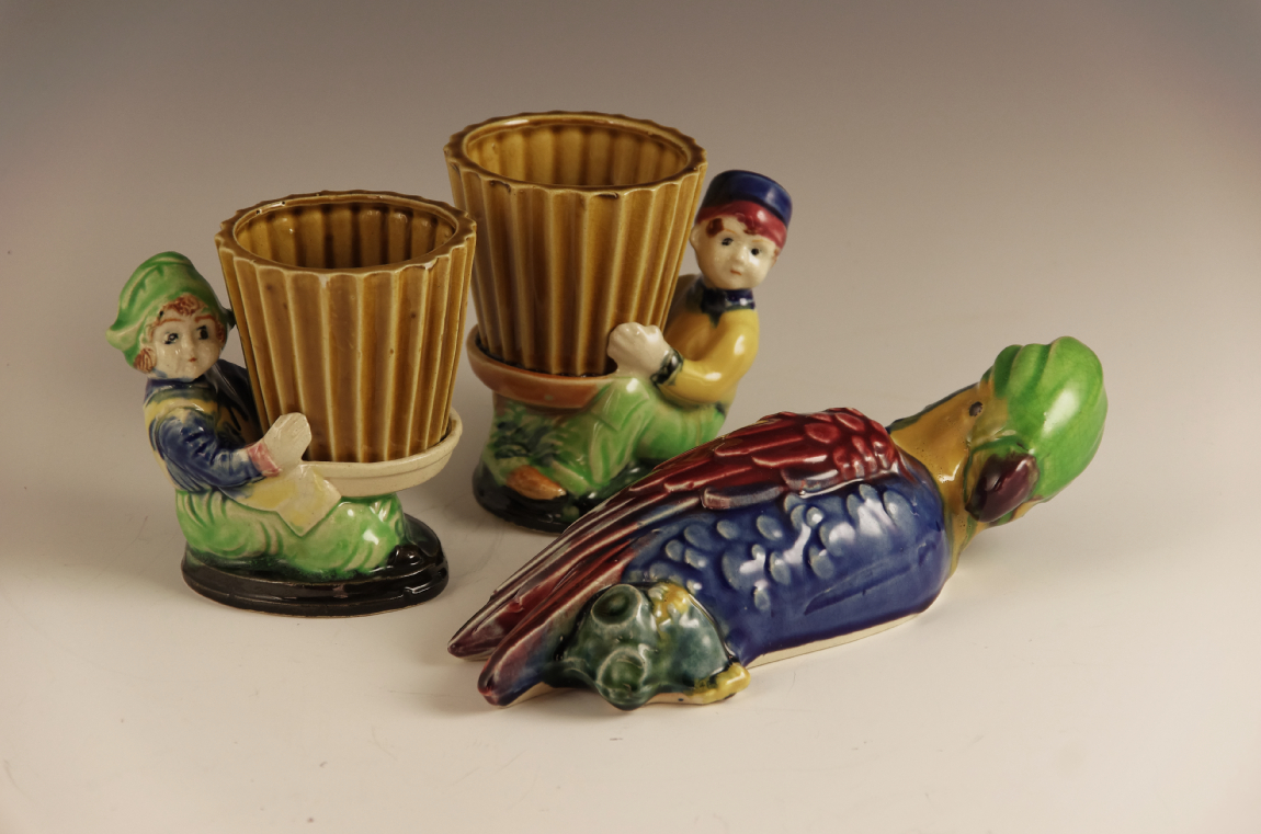 Bright Pottery Parrot with Coordinating Figurine Vases