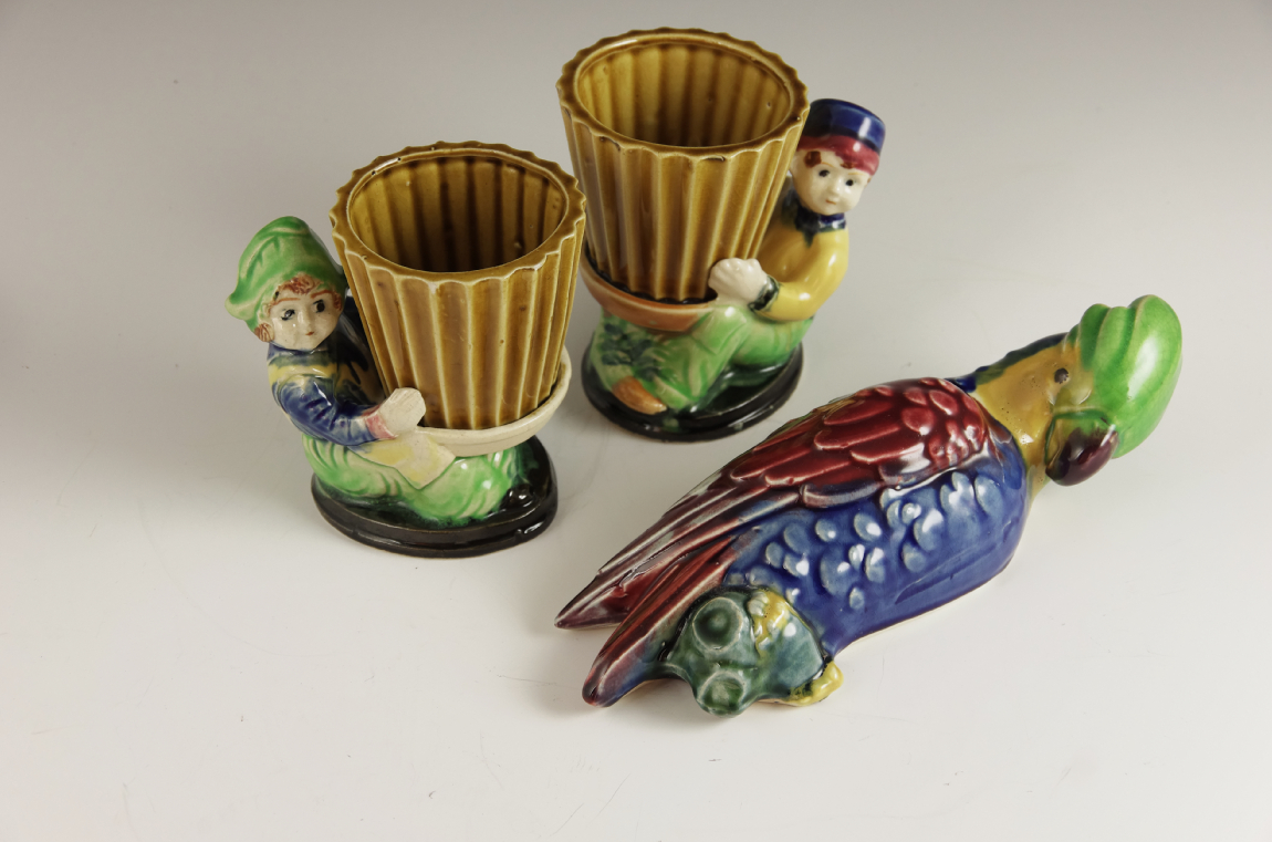Bright Pottery Parrot with Coordinating Figurine Vases