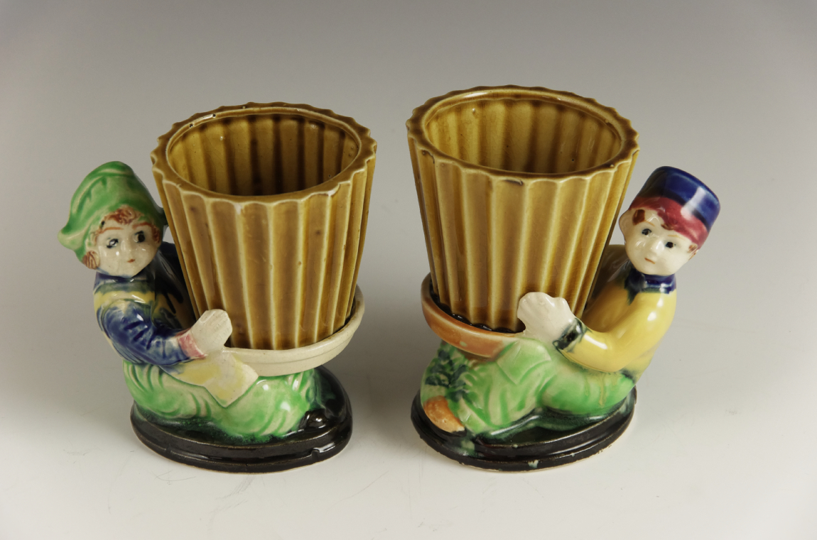 Bright Pottery Parrot with Coordinating Figurine Vases