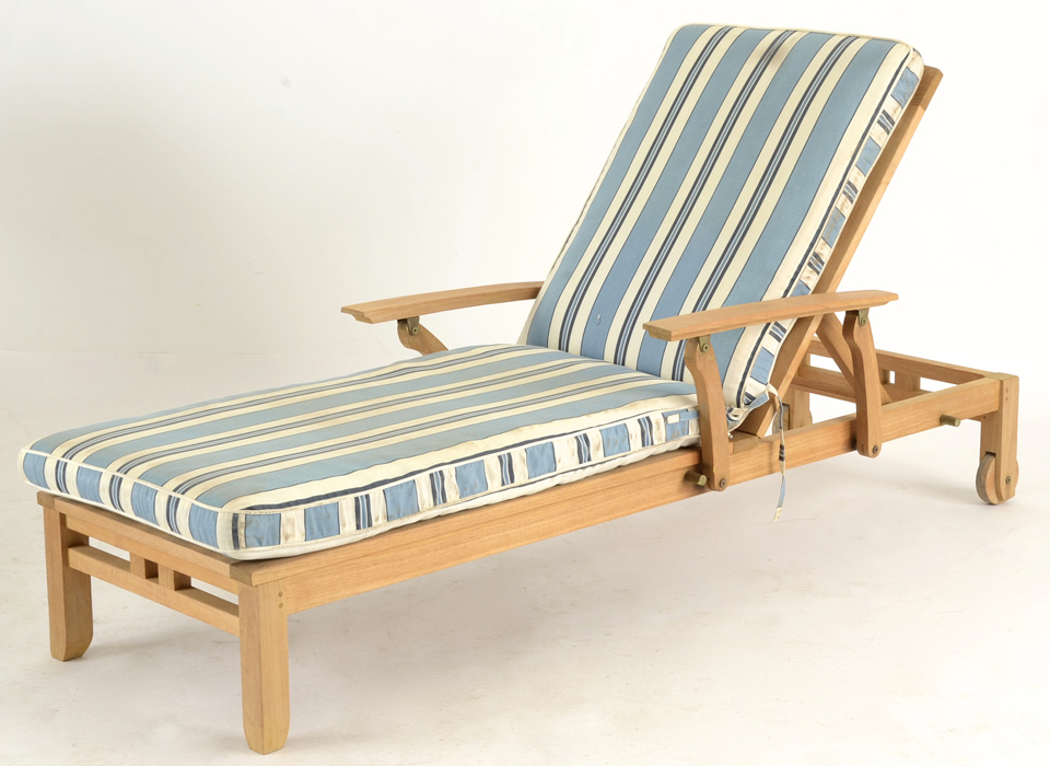 Pair of Teak Wood Poolside Chaise Lounges