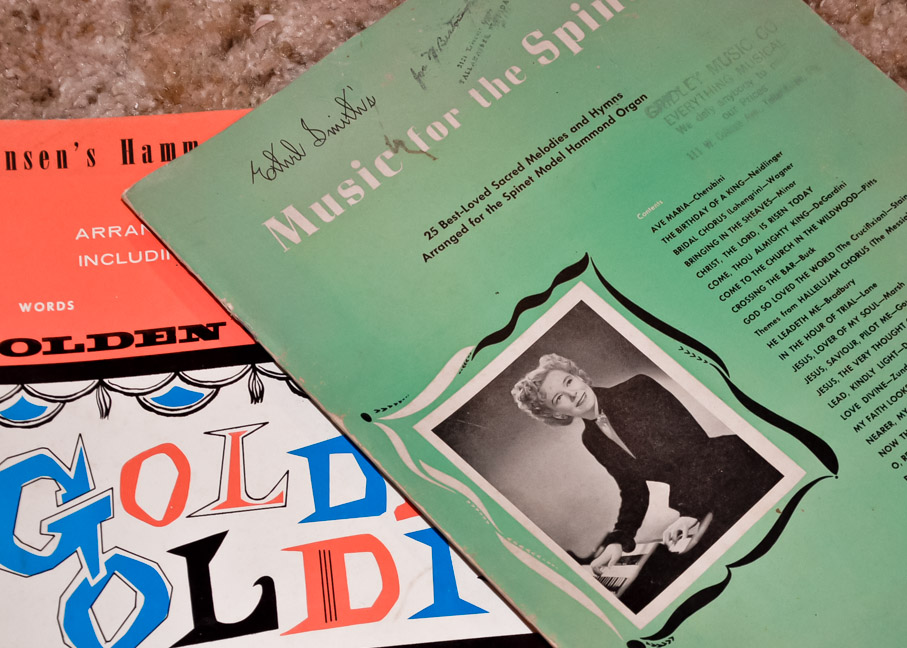 Vintage Organ and Piano Music