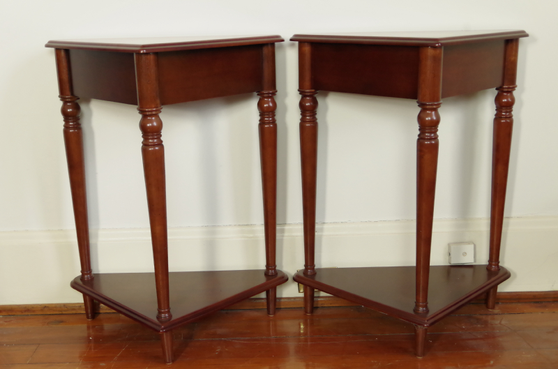 Bombay Company Corner Occasional Tables