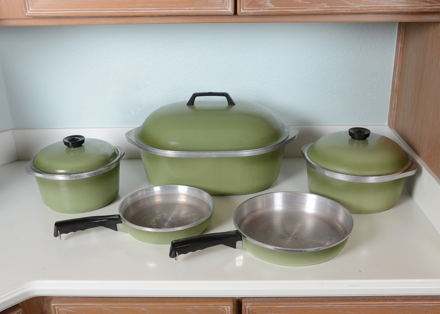 Circa 1970s Aluminum Club Cookware
