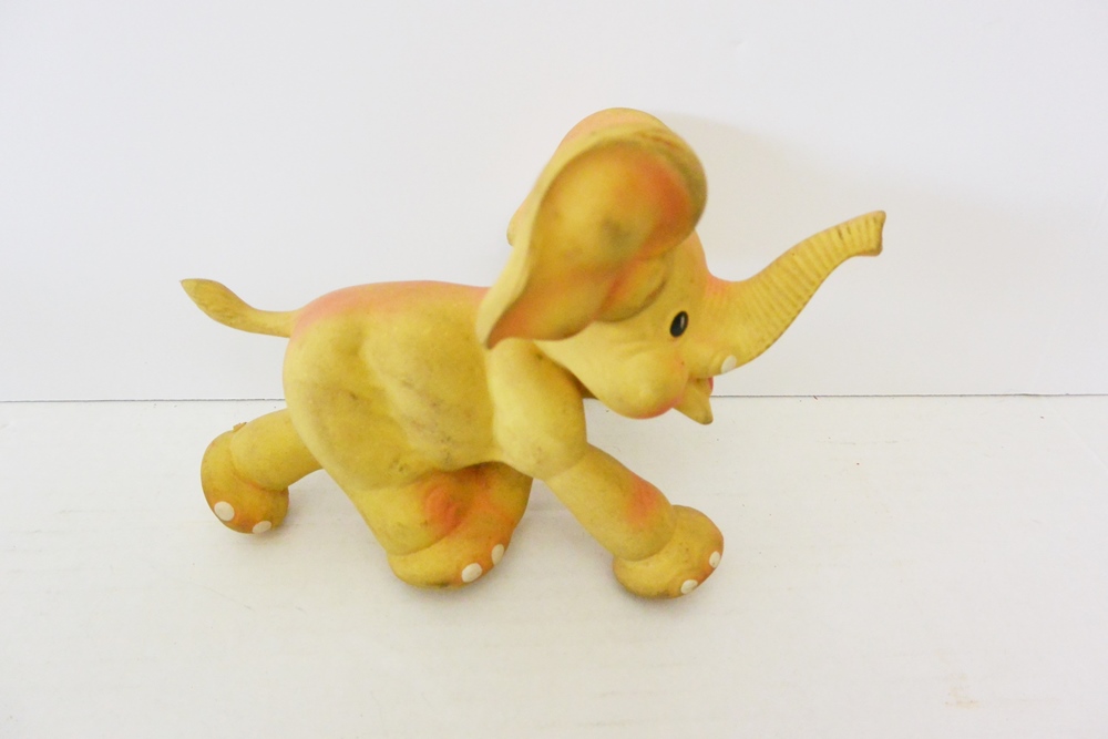 Vintage Toy Collection Of Disney Donald Duck & More