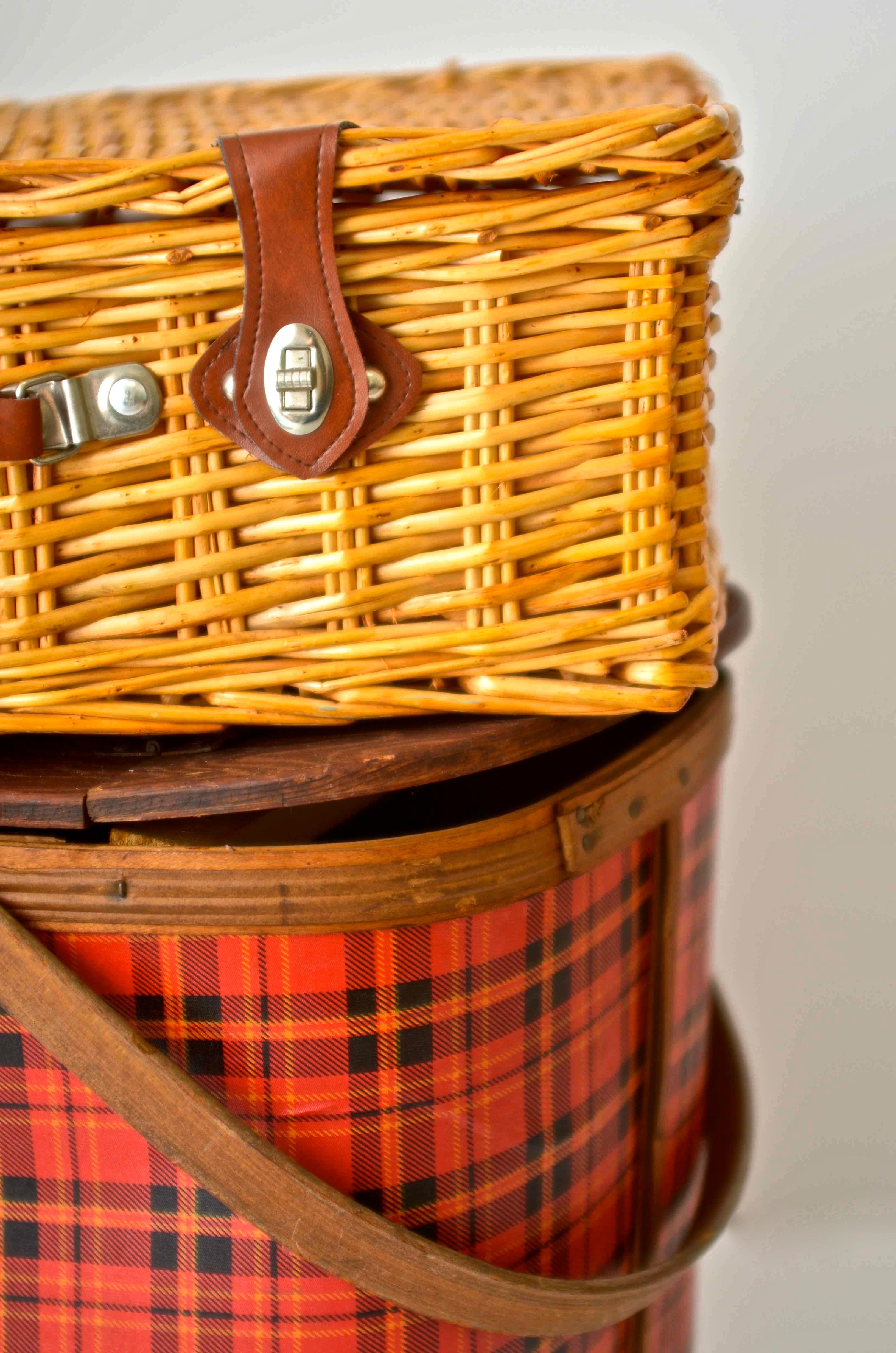 Vintage Picnic Items