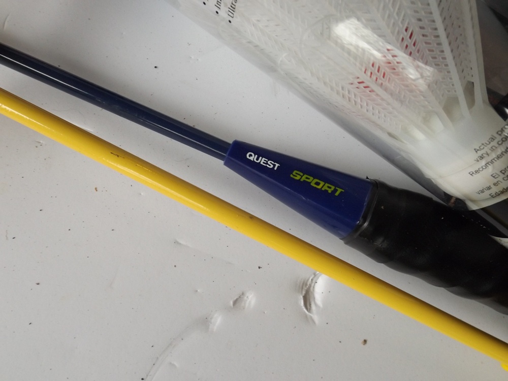 Quest Sports Badminton Set