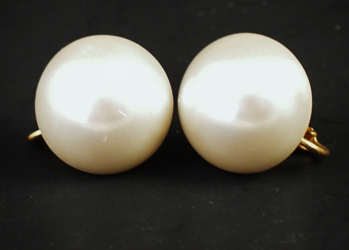 Large Lot of Faux Pearl Jewelry