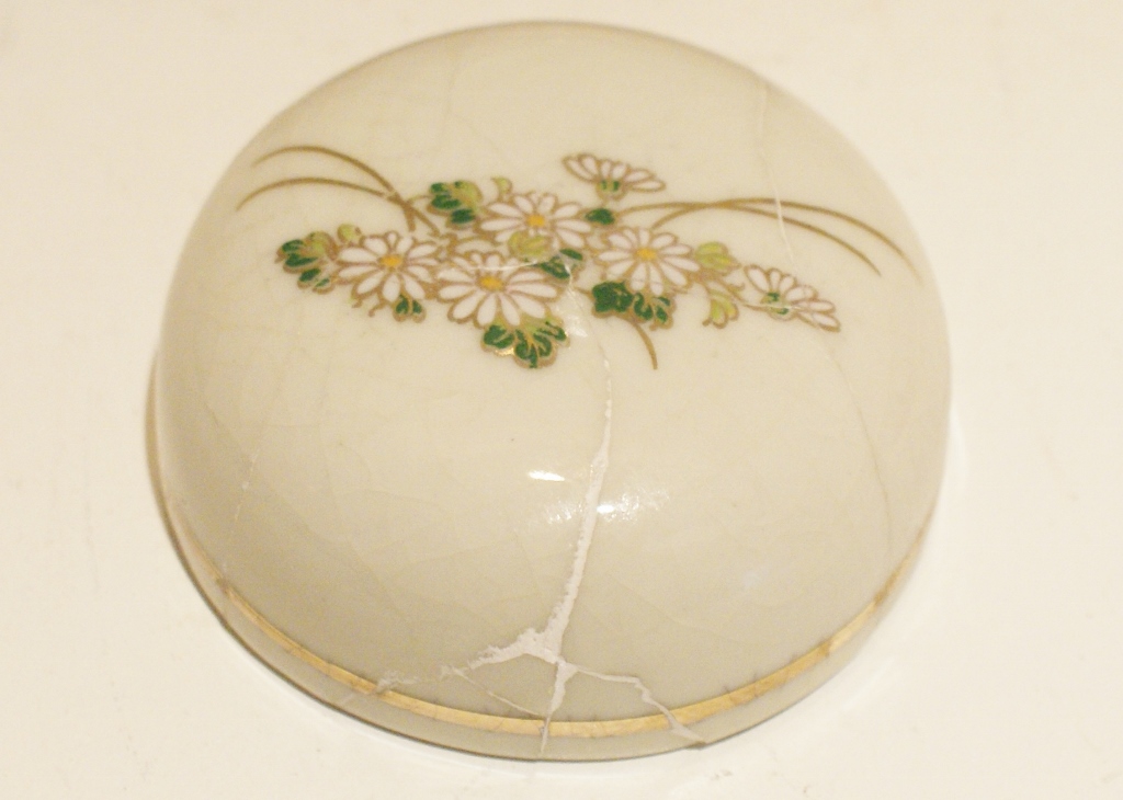 Five Japanese Urns Including Imari