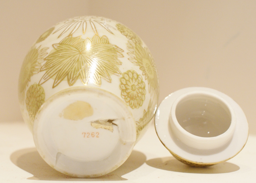 Five Japanese Urns Including Imari