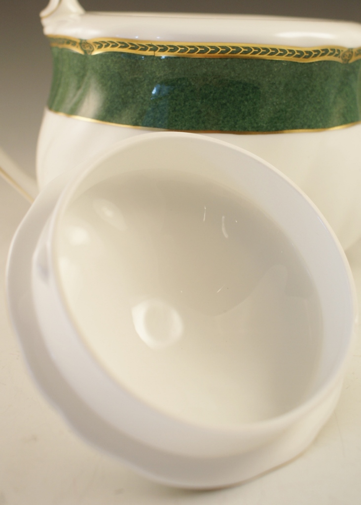 Wedgwood "Crown Emerald" Bone China