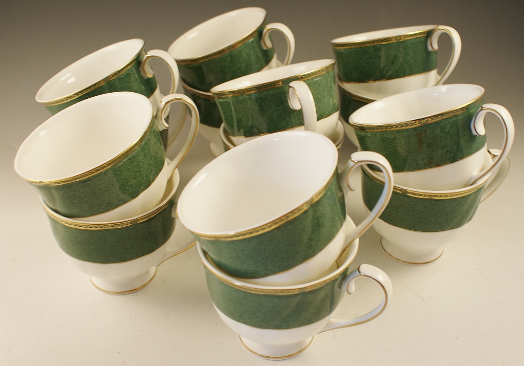 Wedgwood "Crown Emerald" Bone China