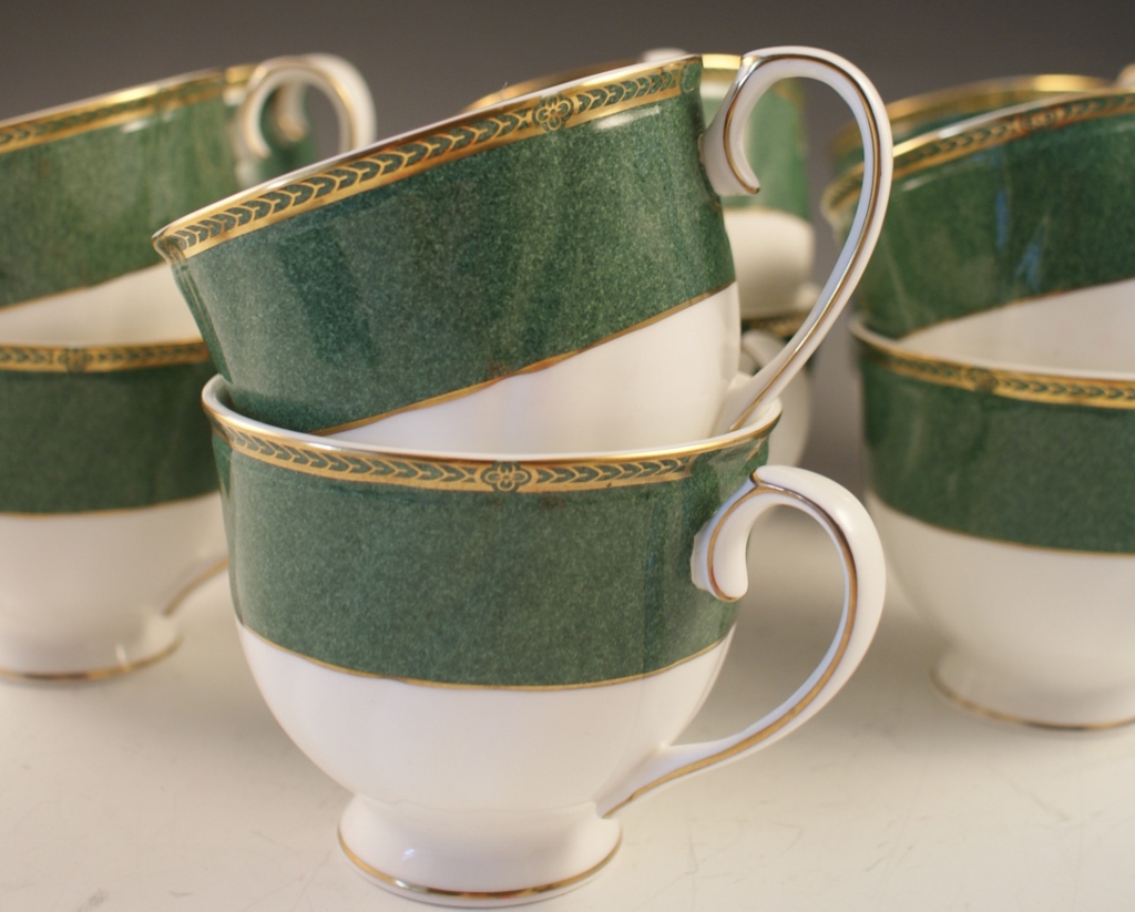 Wedgwood "Crown Emerald" Bone China