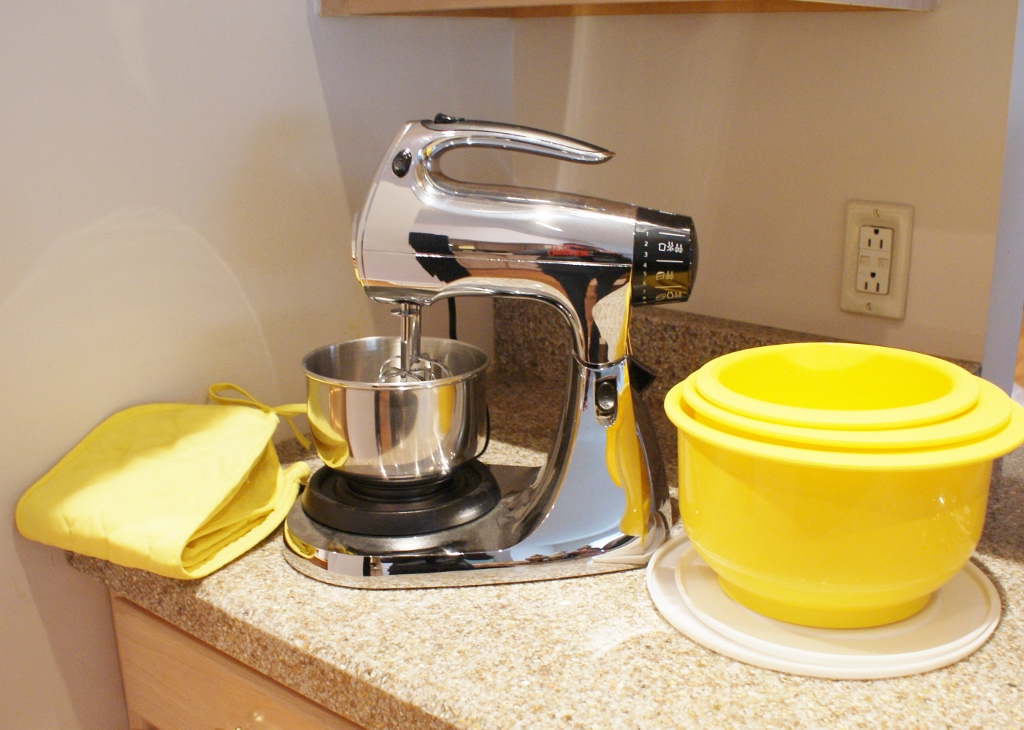 Sunbeam Stand Mixer with Bowls