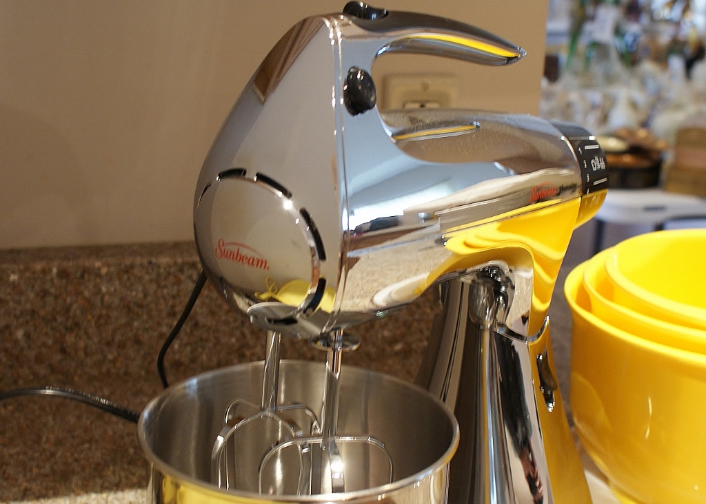 Sunbeam Stand Mixer with Bowls