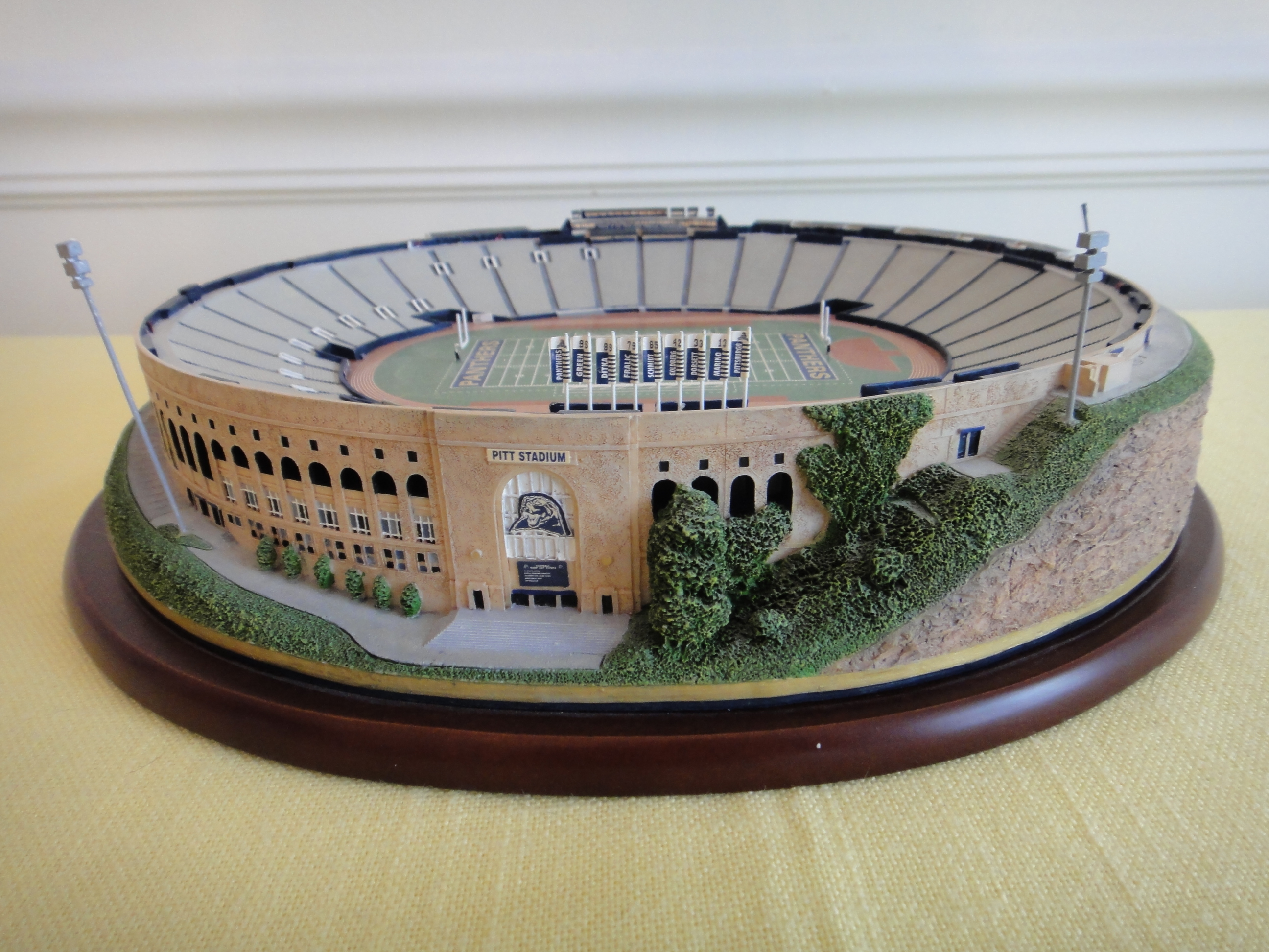 Danbury Mint Pitt Panthers Replica Football Stadium