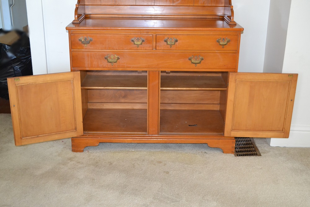 1950s "Lancaster County" Maple China Hutch by Willett Furniture