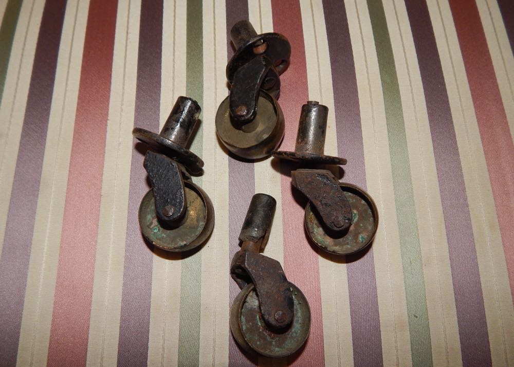 Vintage Duncan Phyfe Style Sofa