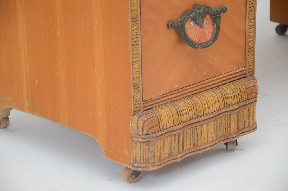 Webb Furniture Company Waterfall Vanity