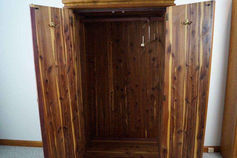 Lane Cedar Lined Wardrobe