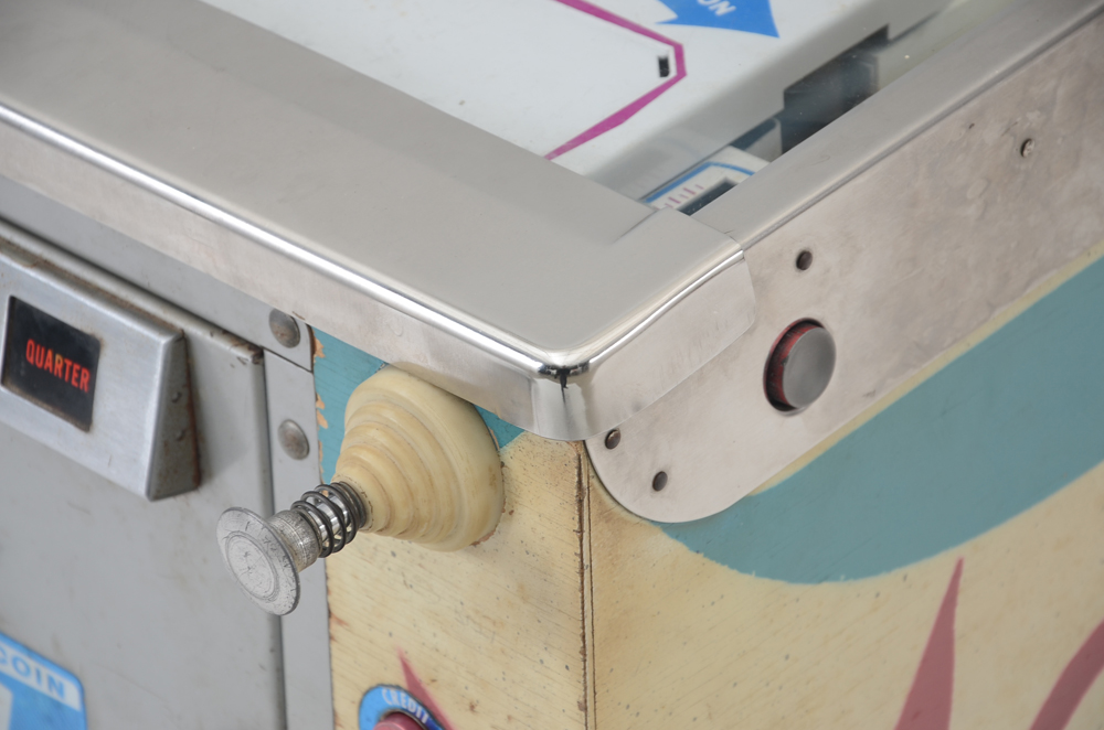 Vintage Chicago Coin Pinball Machine