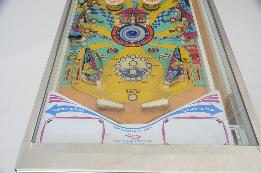 Vintage Chicago Coin Pinball Machine
