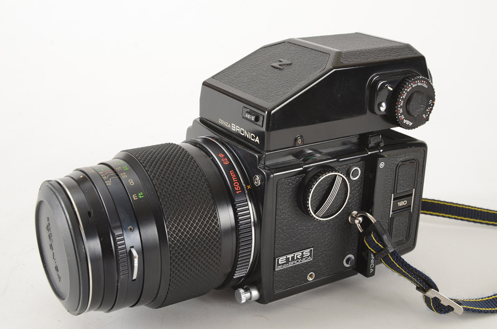 Zenza Bronica ETRS Camera