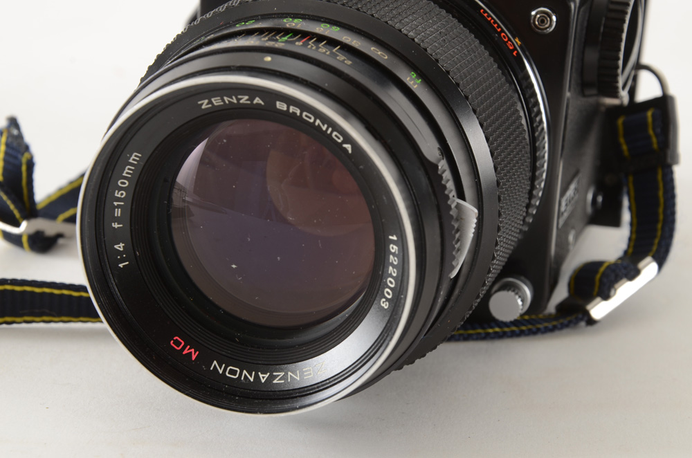 Zenza Bronica ETRS Camera