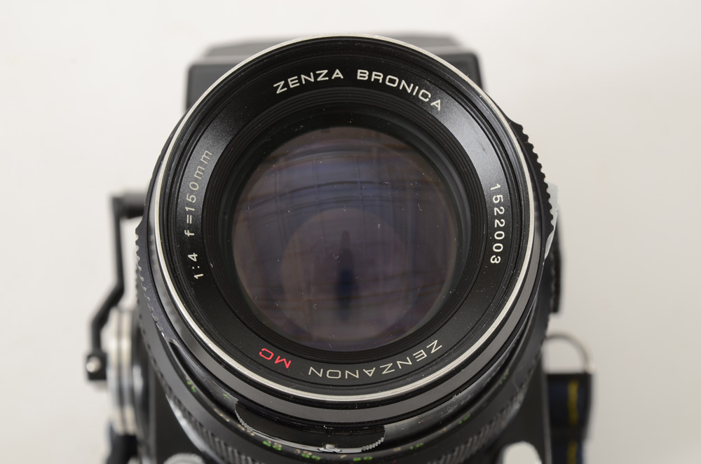 Zenza Bronica ETRS Camera