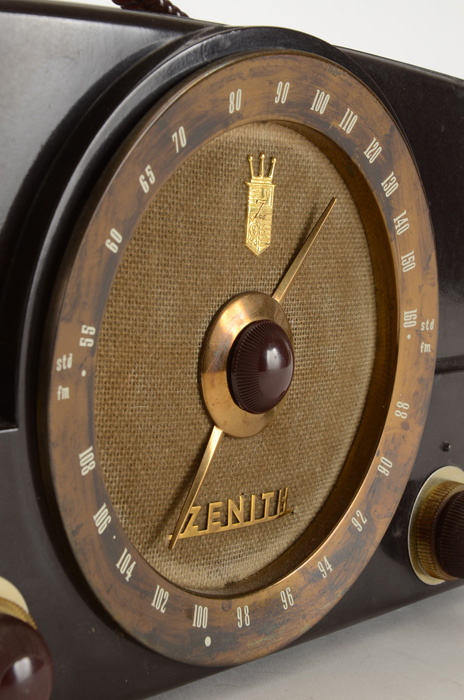 Vintage 1950s Zenith Radio