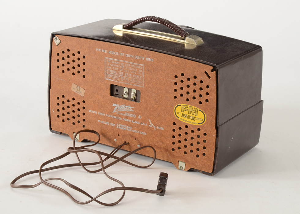 Vintage 1950s Zenith Radio