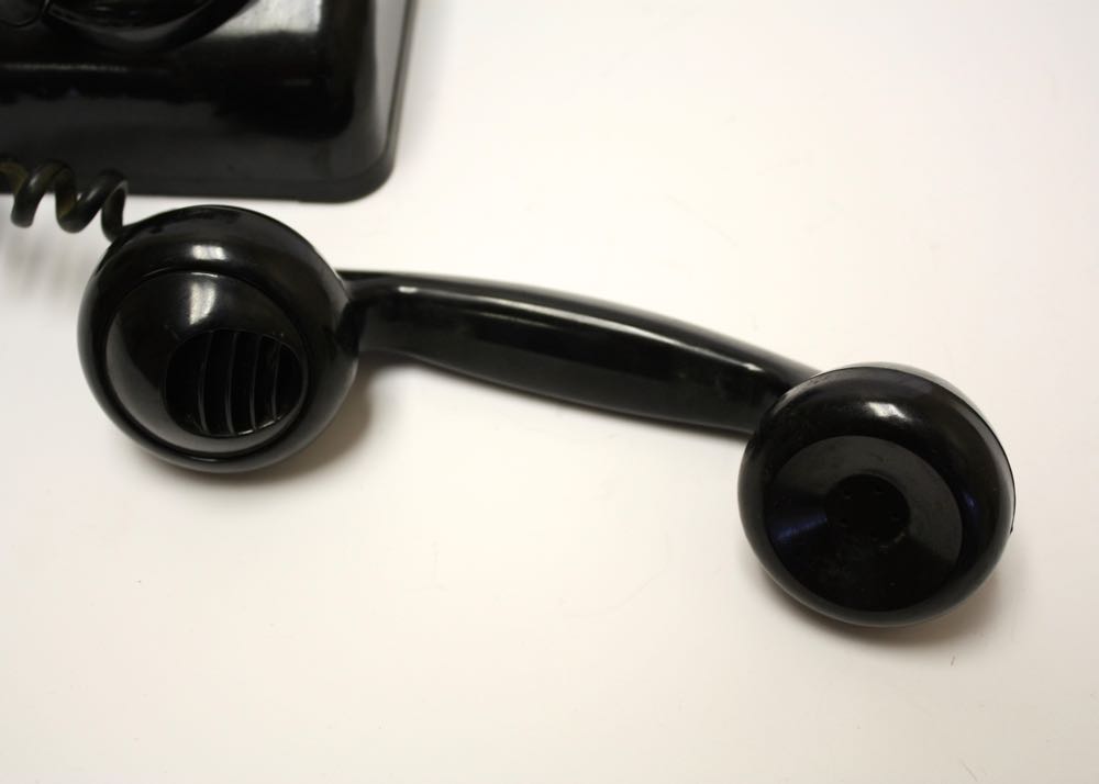 Vintage Leich 901B Magneto Crank Bakelite Telephone