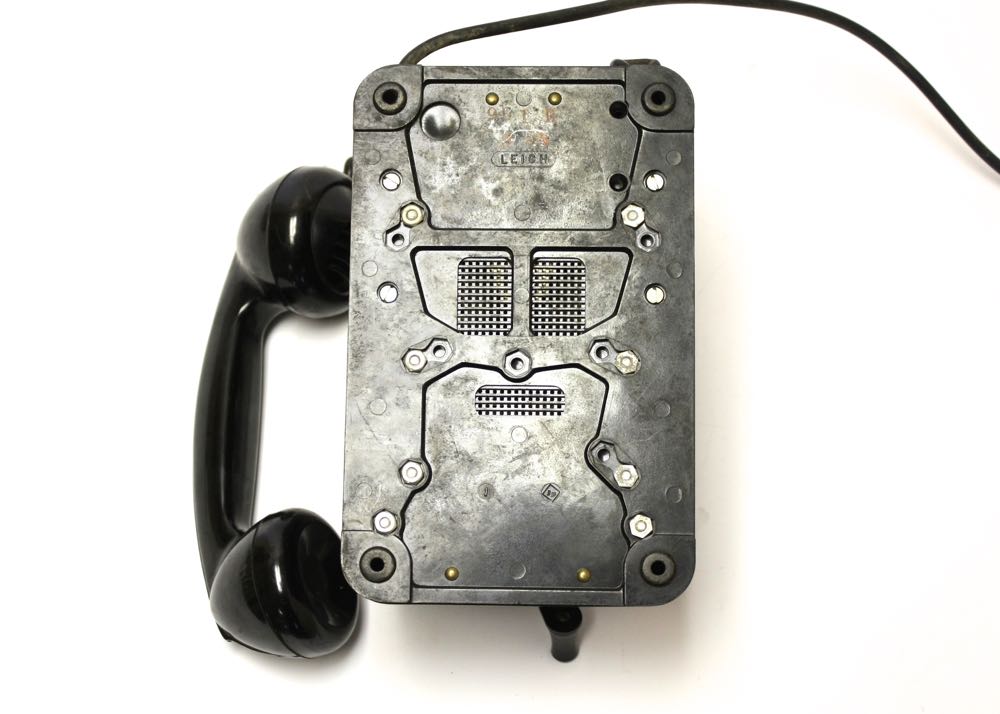 Vintage Leich 901B Magneto Crank Bakelite Telephone