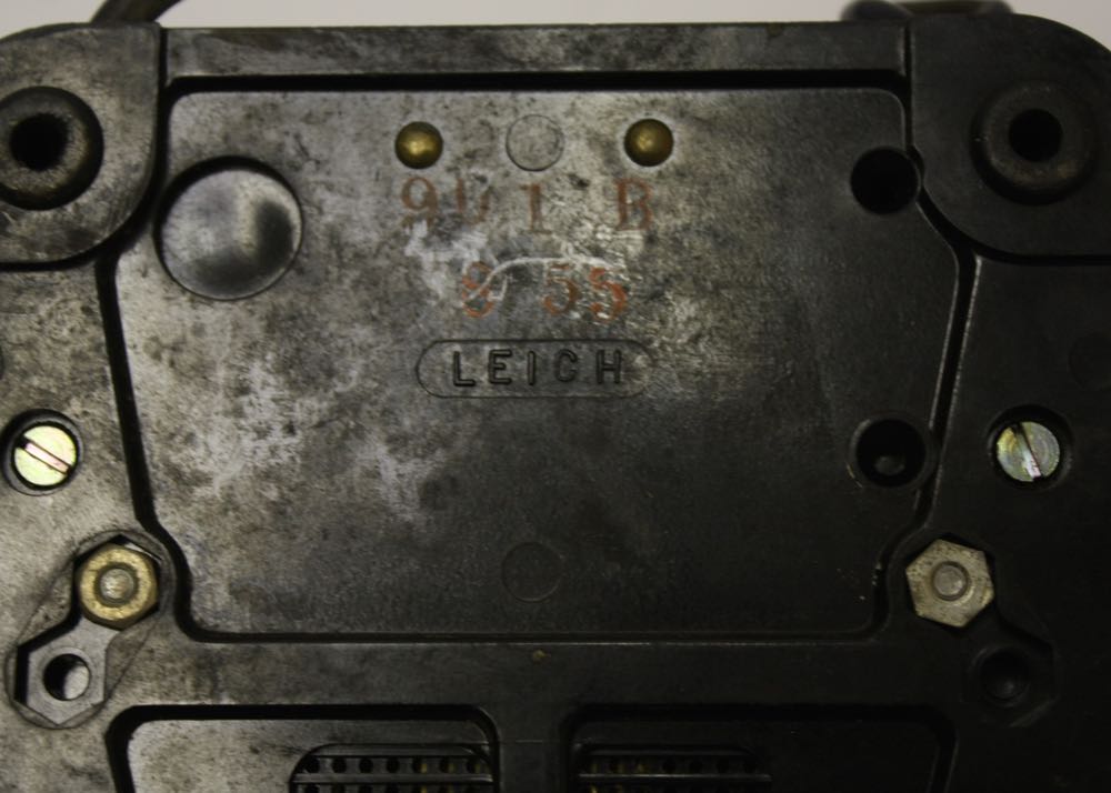 Vintage Leich 901B Magneto Crank Bakelite Telephone