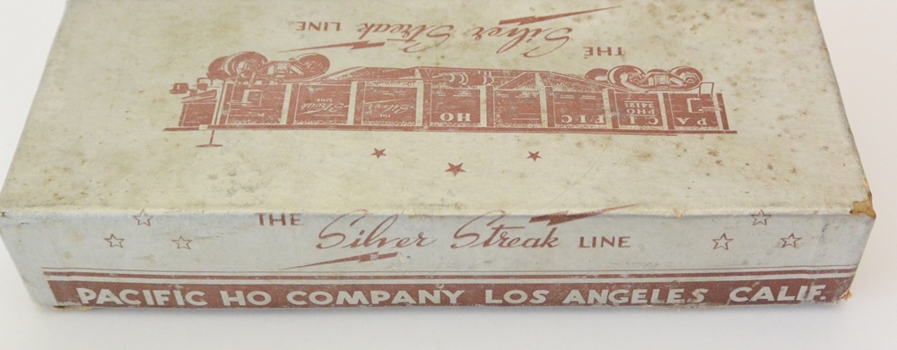 HO Guage Silver Streak Engine and Caboose