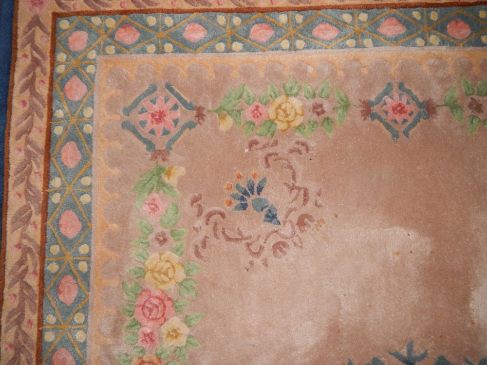 Hand Carved Wool Kweilin Decorator Rug