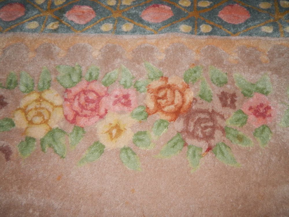 Hand Carved Wool Kweilin Decorator Rug