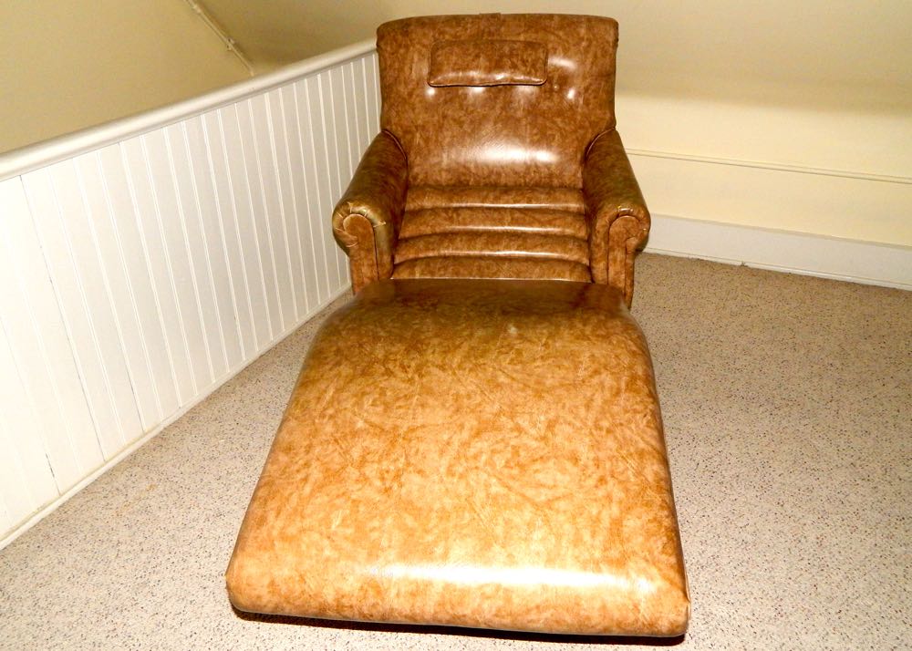 Vintage Contour Chair-Lounge Co. Electric Recliner