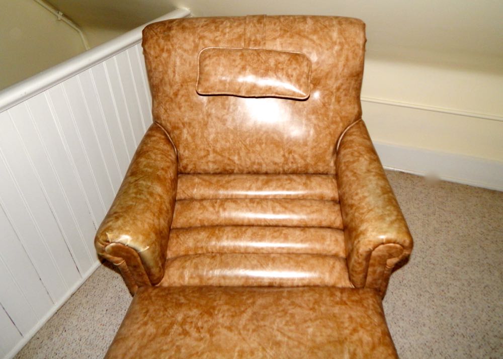 Vintage Contour Chair-Lounge Co. Electric Recliner